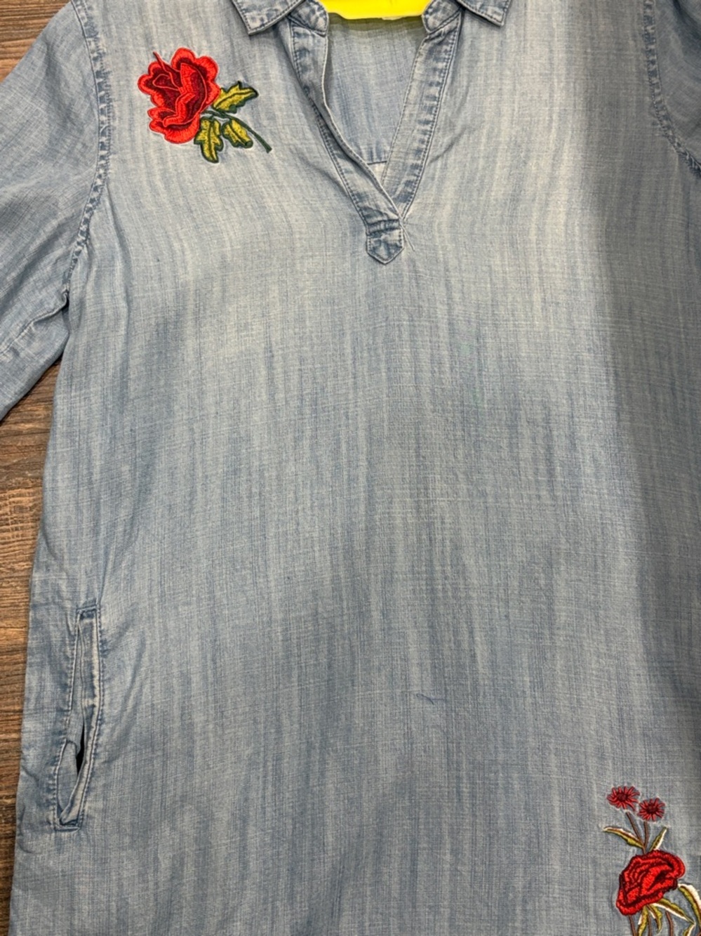 🔴SOLD🔴Dex Embroidered Denim Dress - Picture 3 of 4